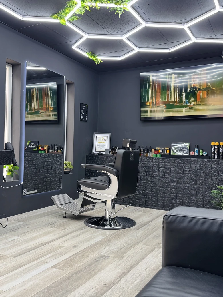 Haj- és szakállápolási termékek a Neo Barber Tatabányában