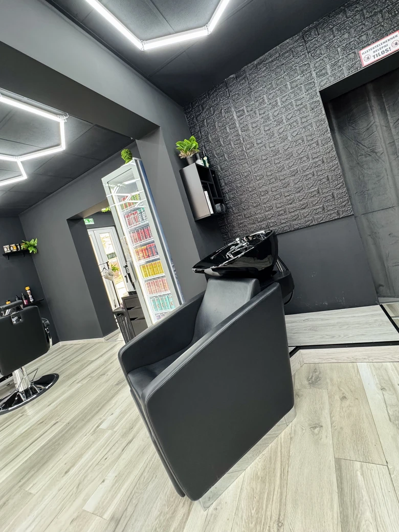 Hajmosó állomás a Neo Barber Tatabánya barbershopban